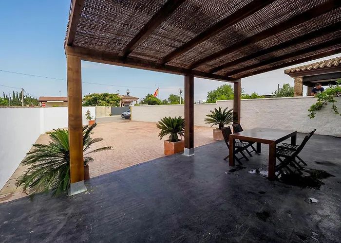 Nyaraló Conil Ramirez *